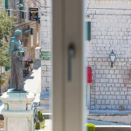 The Square Makarska, Lux App In The Heart Of The Apartamento