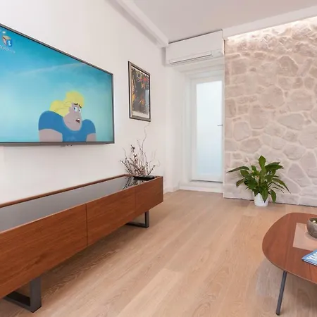 The Square Makarska, Lux App In The Heart Of The Apartamento *