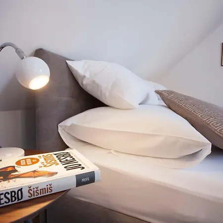 Apartamento The Square Makarska, Lux App In The Heart Of The Makarska
