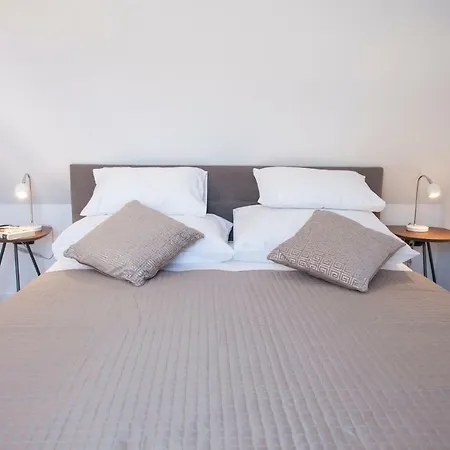 The Square Makarska, Lux App In The Heart Of The Apartamento *